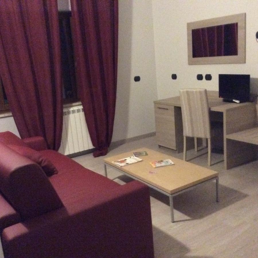 Il Borghetto Hotel Ristorante Lamezia Terme Bagian luar foto