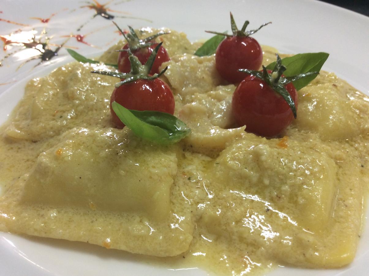 Il Borghetto Hotel Ristorante Lamezia Terme Bagian luar foto