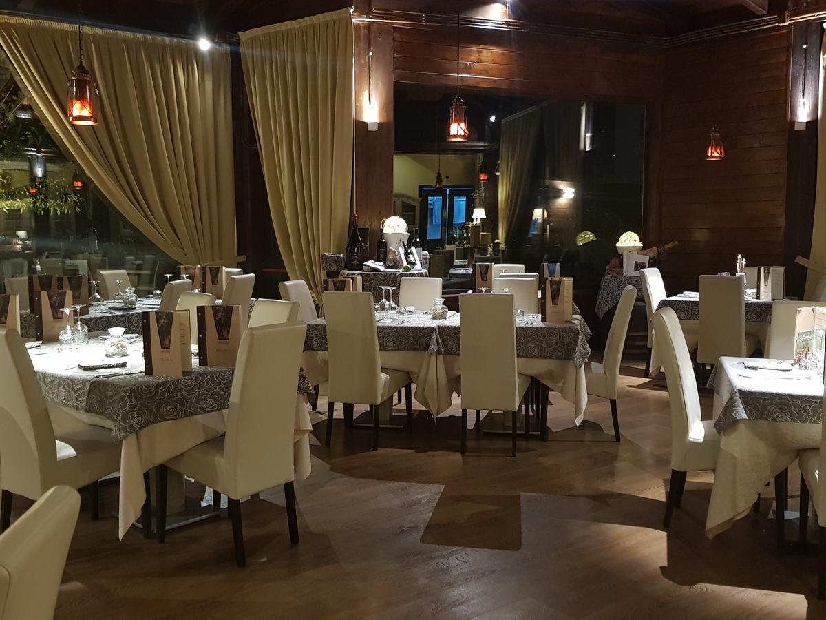 Il Borghetto Hotel Ristorante Lamezia Terme Bagian luar foto